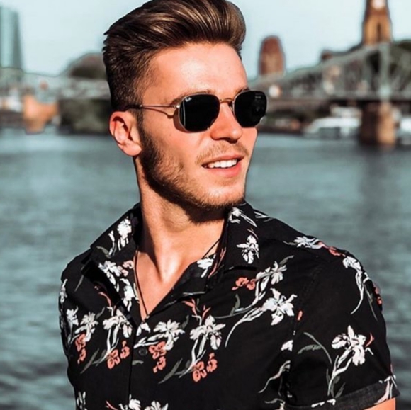 Ray-Ban (Store Display) Hexagonal Green Lenses RB3548 - Picture 13 of 16